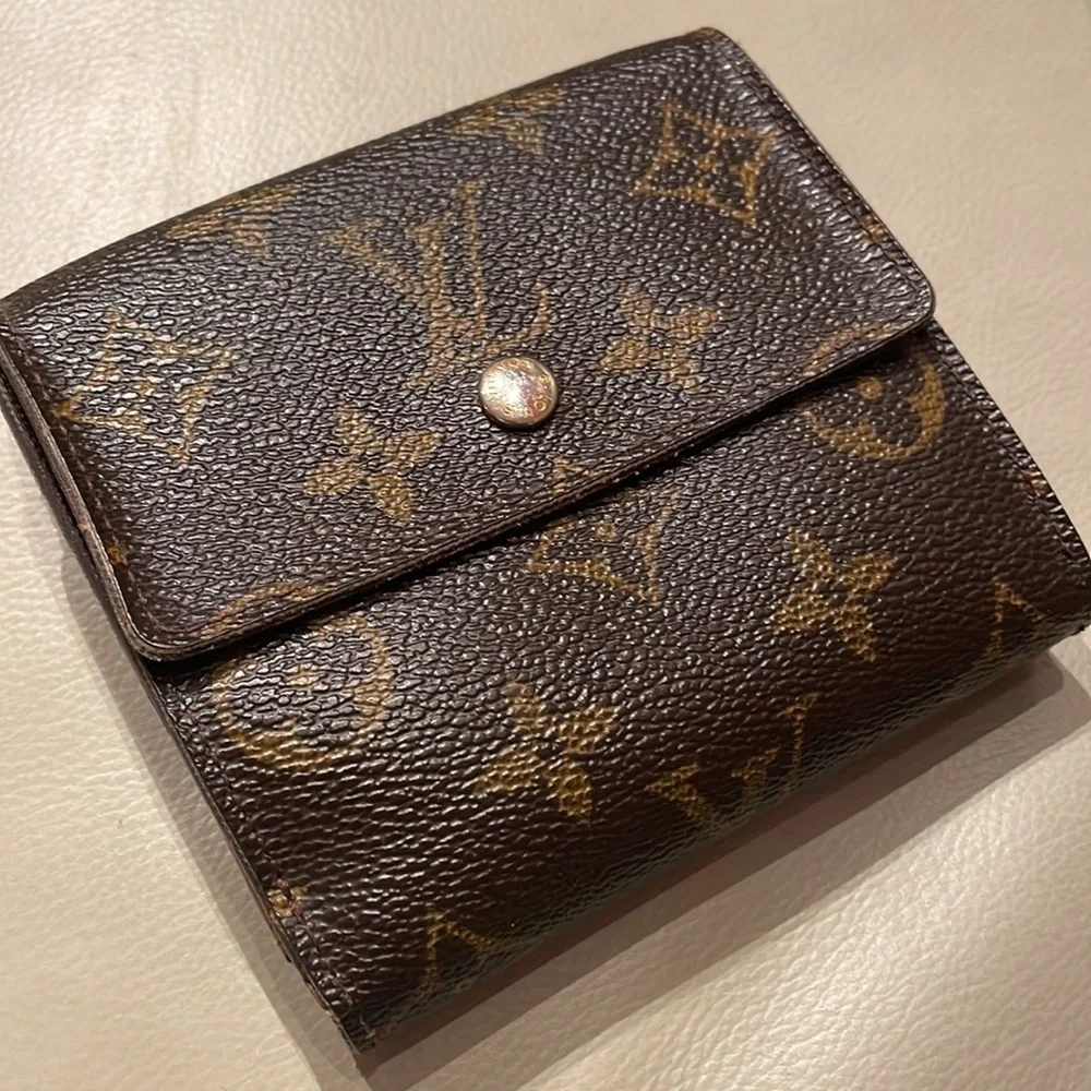 Louis Vuitton Elise Trifold Wallet - Picture 1 of 11